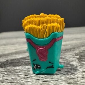 Shopkins | Exclusive: Turquoise & Yellow Fiona Fries - Mini Collectable Figure